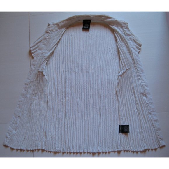 East 5th White Sheer Short Sleeve Shirt - Picture 4 of 10